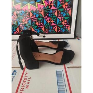 Sugar Womens Size 8.5 Noelle Black Micro Heel Ankle Strap Shoes (t6)